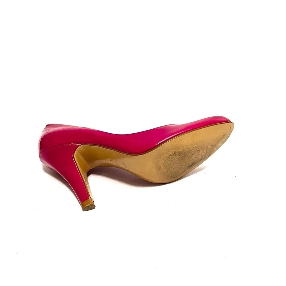 Vintage 1980s fuchsia vegan patent leather slip on pumps